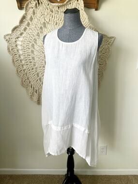Match Point 100% Linen White Long Tunic Top Size Medium